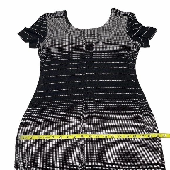 JOSEPH Ribkoff Ombre Striped Short Sleeve Dress - Picture 9 of 11